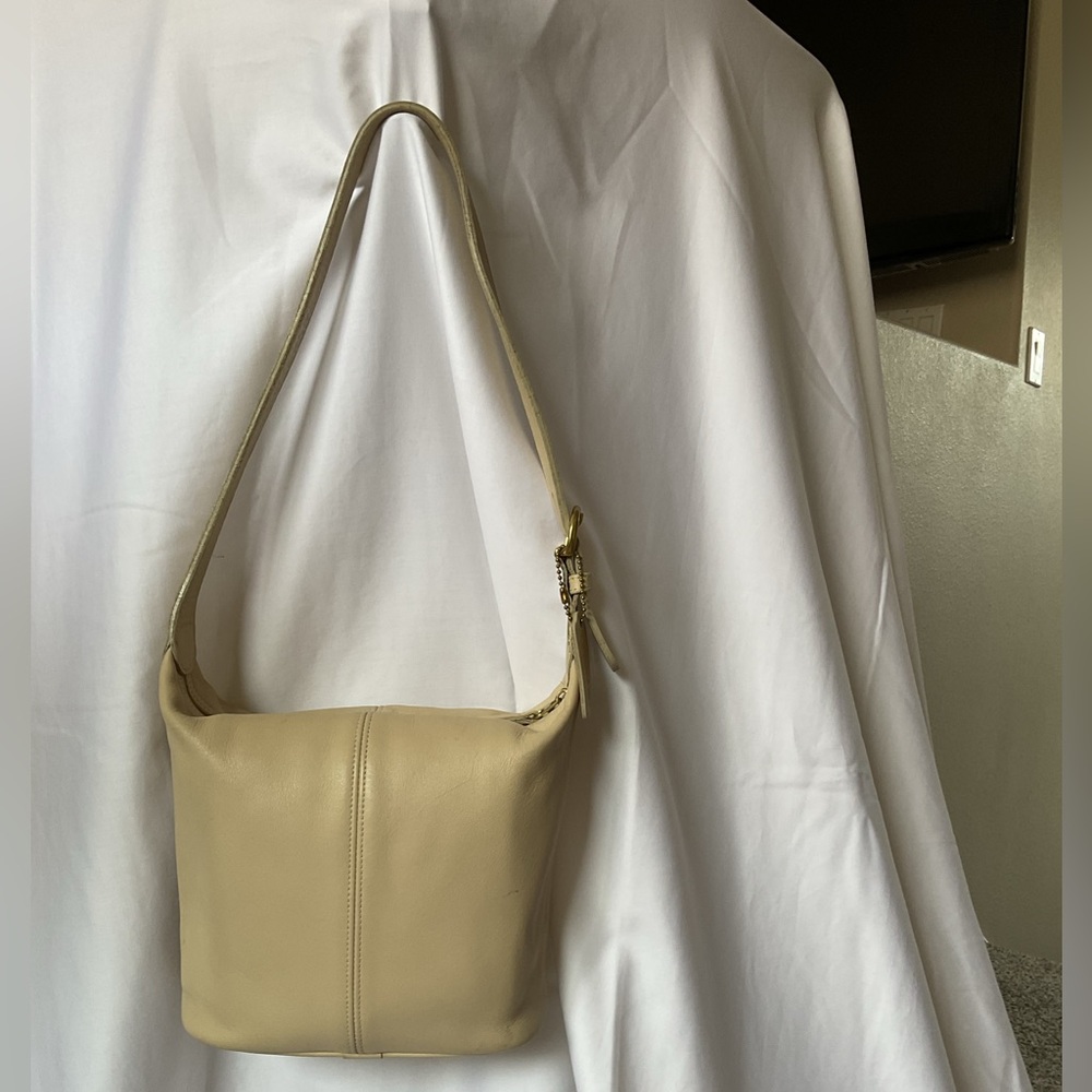 Vintage COACH Leather Bag Bone/Cream.
